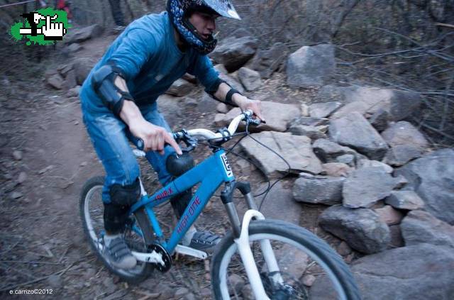 Probando la nueva huella de  "las Padercitas bike park"