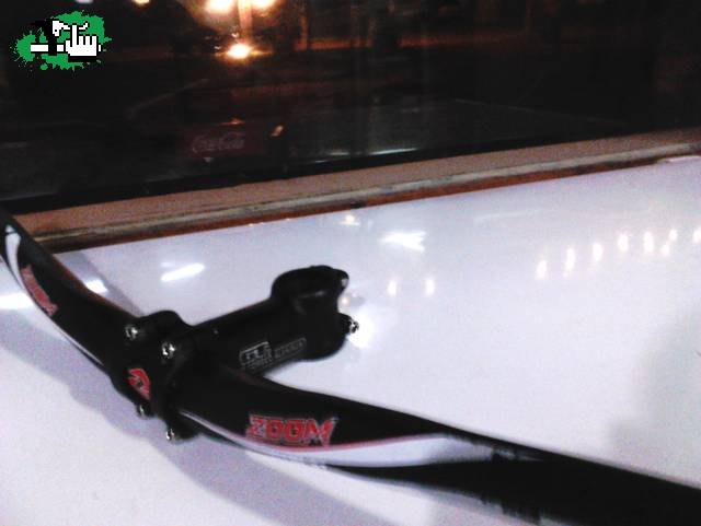 Vendo  manubrio zoom Alloy bt y stem gt forged aluminum