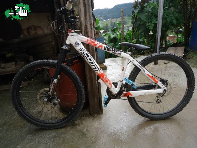 A petición fotos de las partes de la scott ys25 