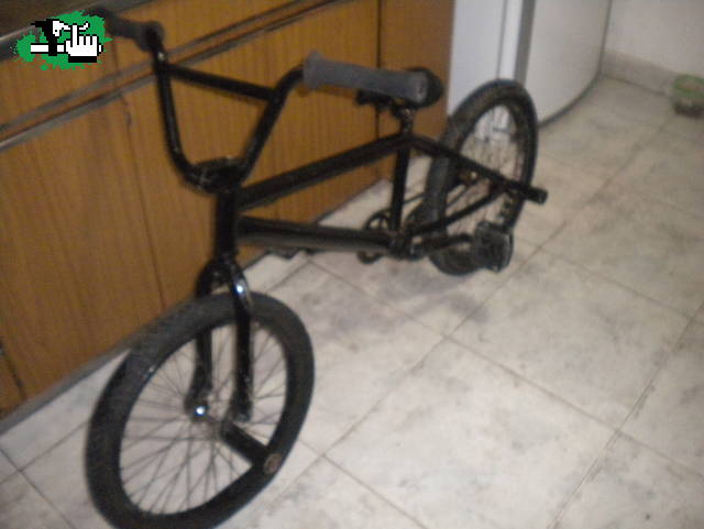 Aca, rueda prestada para safar