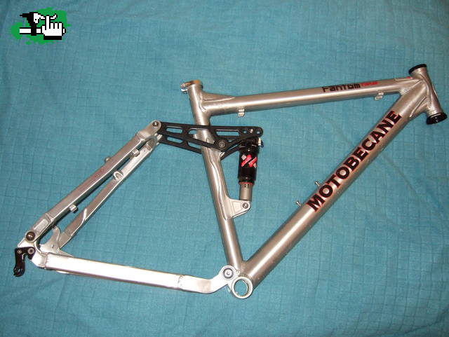 MOTOBECANE FANTOM DS + ROCK SHOX MONARCH 4.2