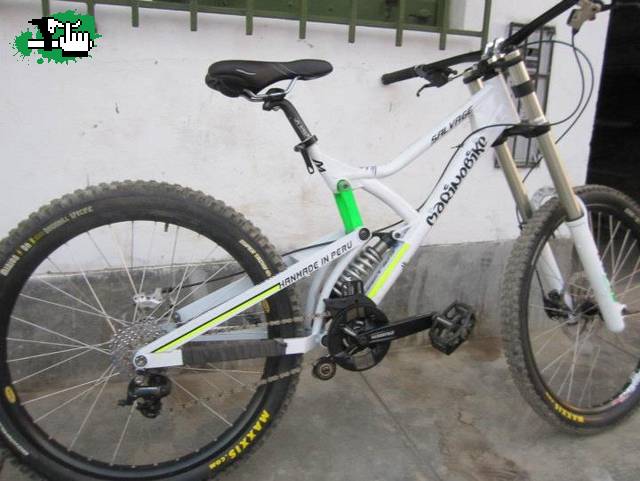 DH marinobikes