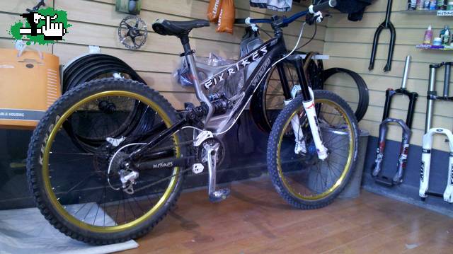 Specialized sx