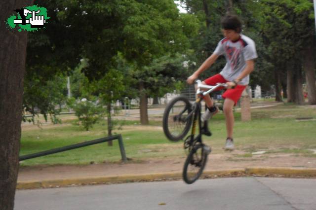 tratando de tirar algo :l