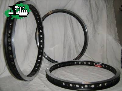 se consiguen estos aros ??