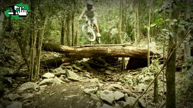 un poco de freeride hardtrail no viene mal :)