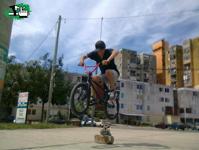 Arrancando... X)