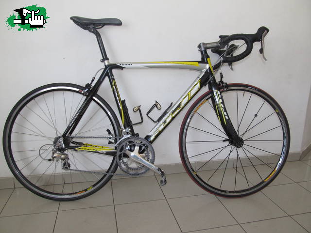 fuji Team de carbono de ruta usada Bicicleta en Venta BTT