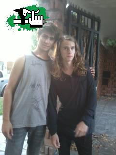 aca yo con tom dugan :) 