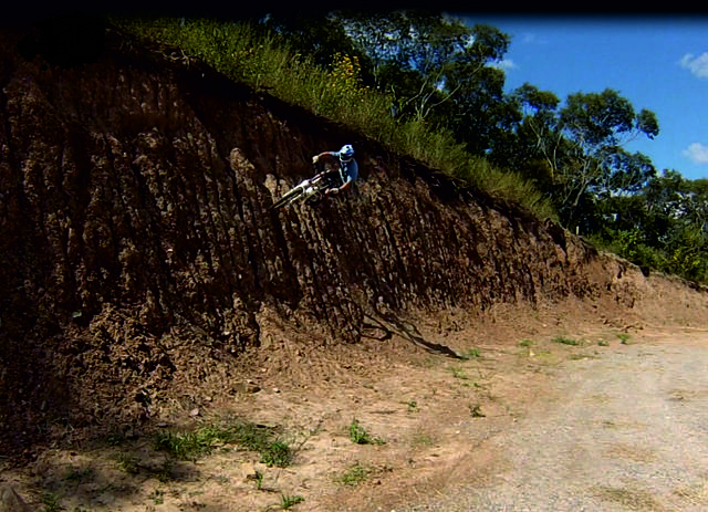 Un pequeño wallride para testear mi diseño de cuadro Shocky-Design