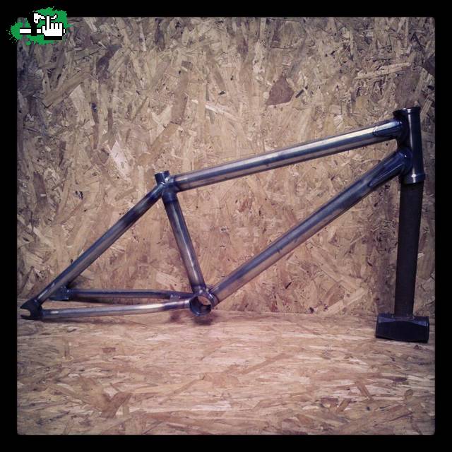 Rodado 18º Custom Frame x Ene Ene Bikes