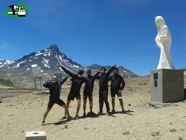 CRUCE DE LOS ANDES EN BICI POR PASO PEHUENCHE ENERO 2013 SIN APOYO