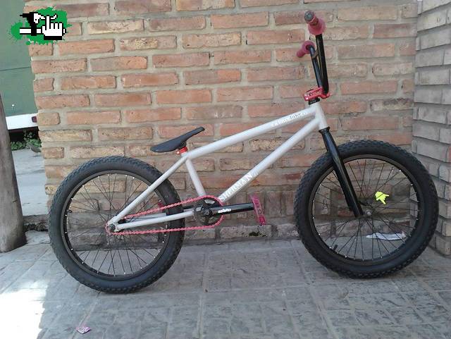 mi bike cuando resien empese :D
