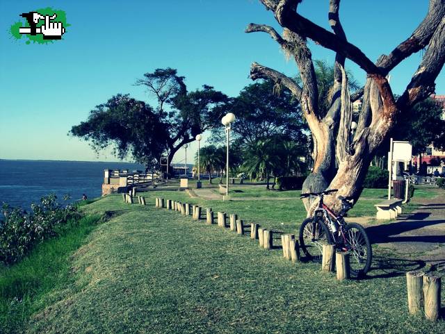 Costanera de Corrientes - Para que pase desapercibido