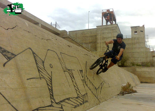wallride dique Cruz del Eje!
