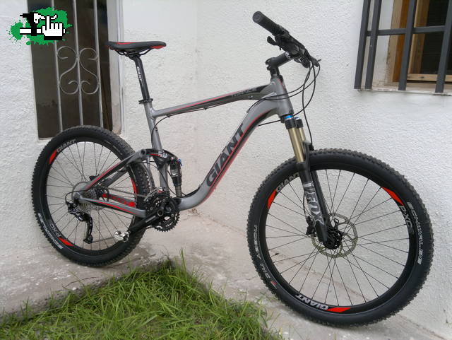 Enduro AM GIANT TRANCE X-2 2012