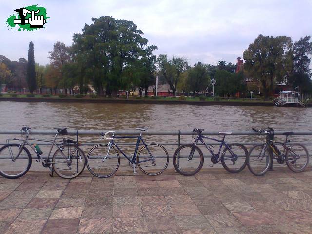 De pedal por Tigre