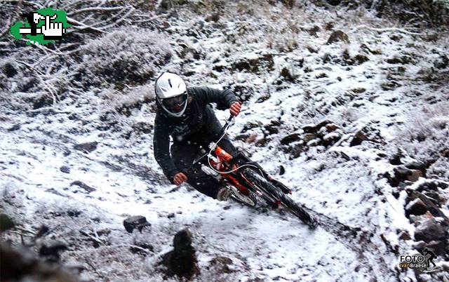 dia de piltri con nievee en , Ro Negro, Argentina