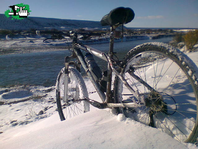 por mi patagonia en Ro Mayo, Chubut, Argentina