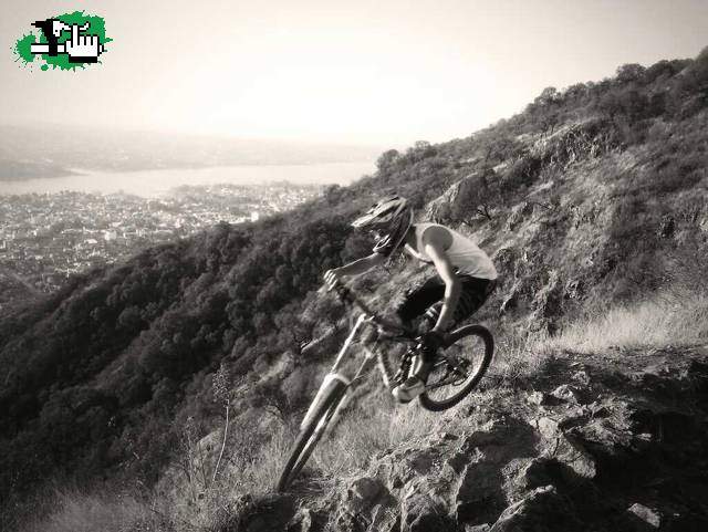 La cruz downhill en Villa Carlos Paz, Crdoba, Argentina