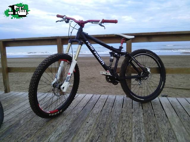 Vendo Zenith Huaira en Pinamar, Buenos Aires, Argentina