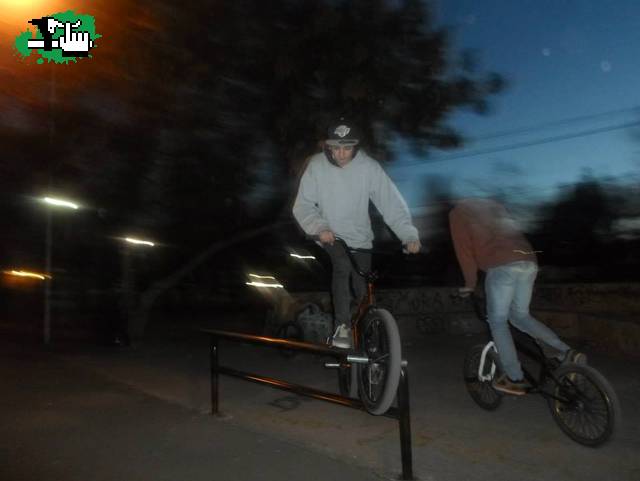 crank grind en la plaza de los planos en Coln, Crdoba, Argentina