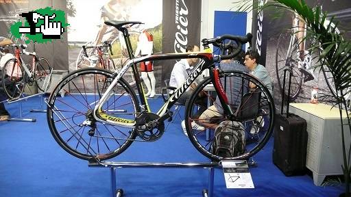 Me robaron la bici de adentro de mi casa, es un wilier triestina cento uno xl de carbono , con rueda