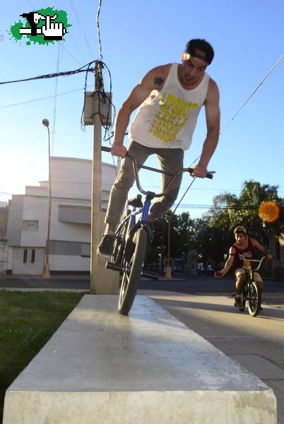 Domingo de calle en Santa Fe, Santa Fe, Argentina