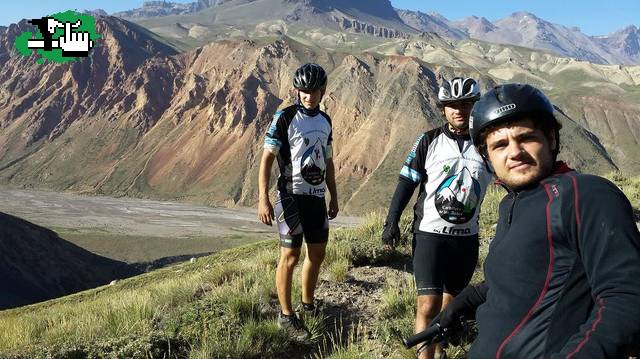 Cruce por Piuquenes en bici