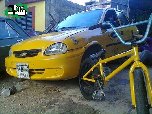 ALGUIEN PIDIO UN TAXI?