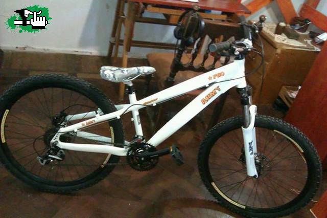 jona_meca