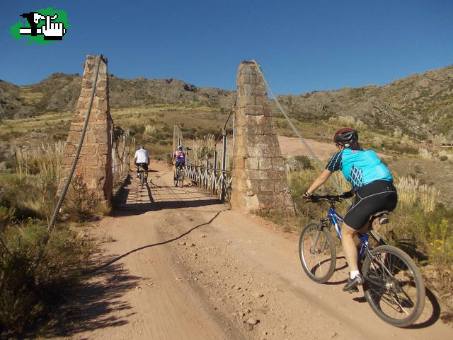 DESCENSOS DE LAS ALTAS CUMBRES (Mina Clavero, Crdoba)  