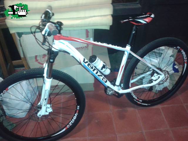 Venzo Vulcan 29 en Ciudad de Córdoba, Córdoba, Argentina
