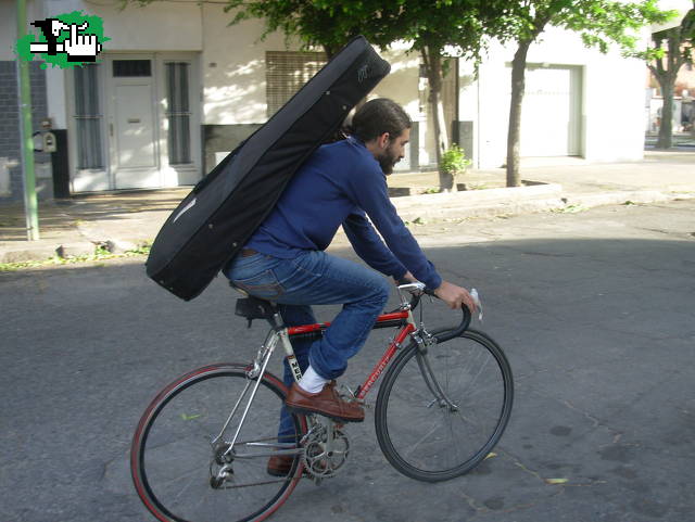 Bici rutera robada en Congreso