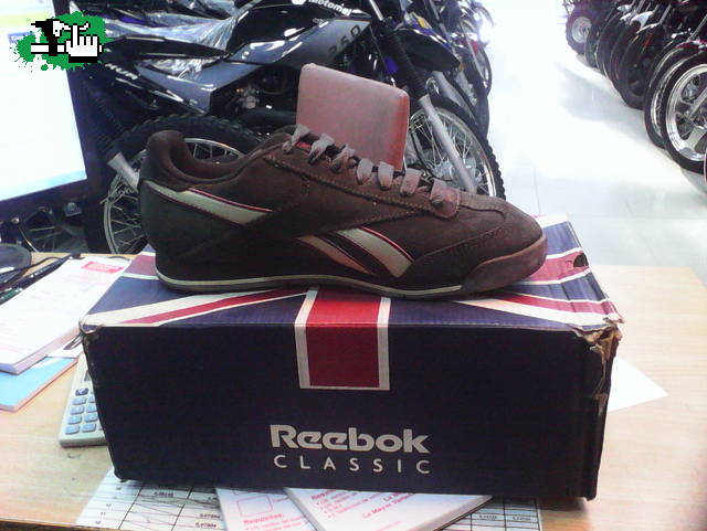 reebok con caña