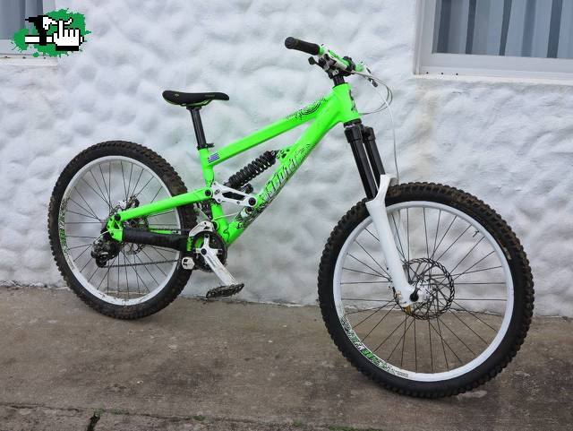 scott voltage fr 2011