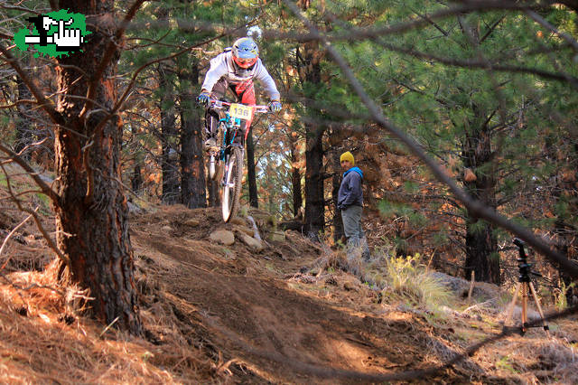 Andando en alumine en Alumin, Neuqun, Argentina