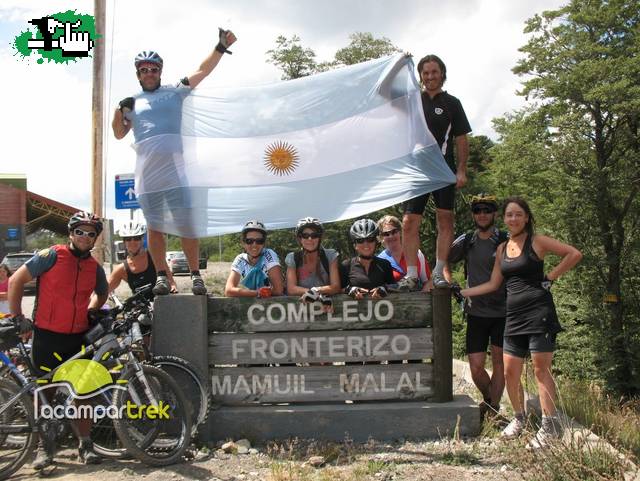 Travesa por la ruta de los Volcanes  Doble Cruce de los Andes