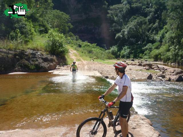 CRUCE de las YUNGAS a los VALLES CALCHAQUIES