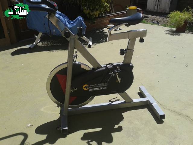 bicicleta fija tipo indoor usada en Venta - BTT