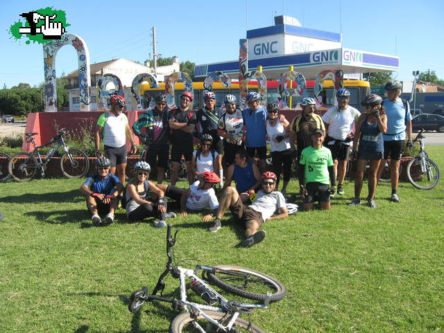 Cicloturismo Necochea.....los sobrevivientes!!