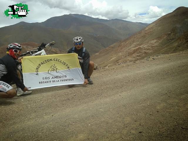 Camino Al Abra de Acay su punto de mayor altitud: 4895 msnm  en Rosario de la Frontera, Salta, Argentina