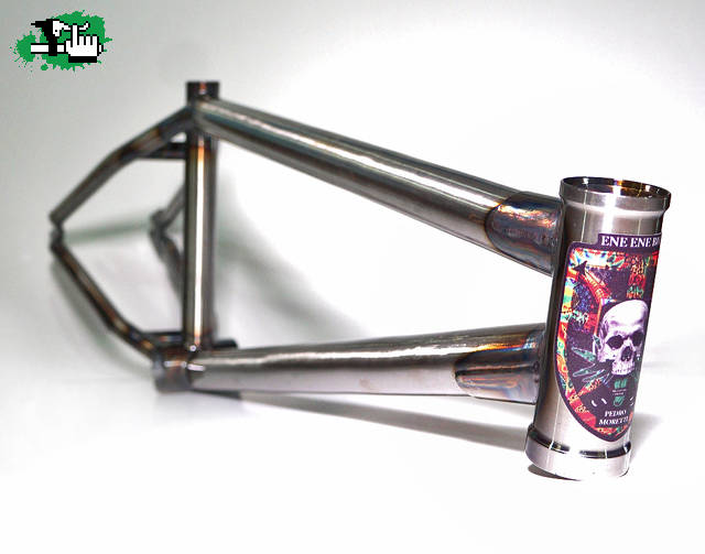 NUEVO CUADRO SIGNATURE "LA POCHA" X Pedro Moretti