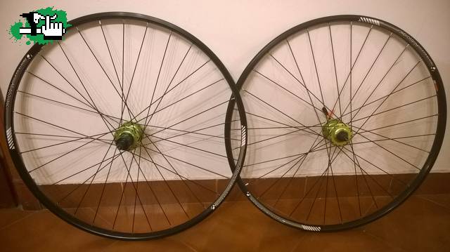 Ruedas, Cubiertas, Llantas Ruedas 29 Bontrager nuevas