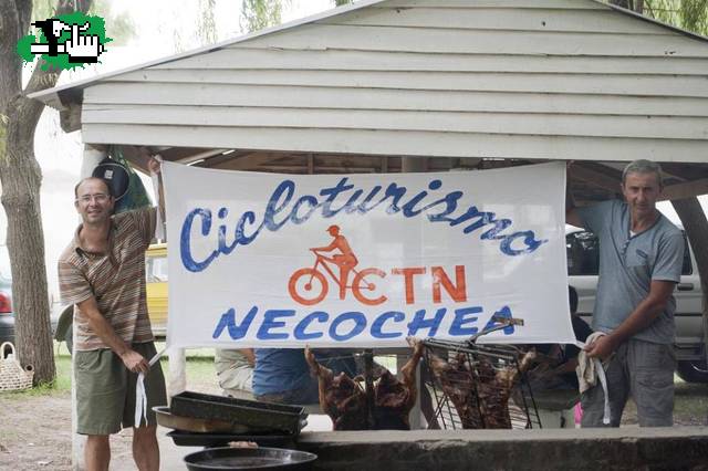 Cicloturismo Necochea rod.....y despues disfrutamos de un delicioso asado.....