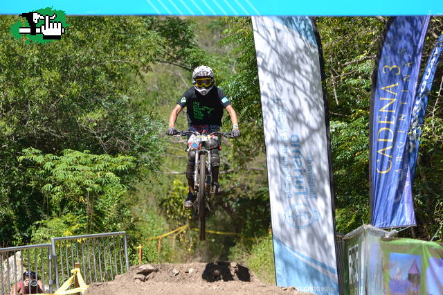 Carrera descenso Carlos Paz Aerosilla