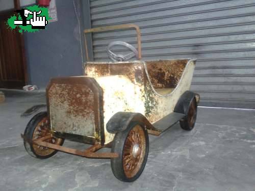 auto a pedal antiguo ford t 1959 a restaurar