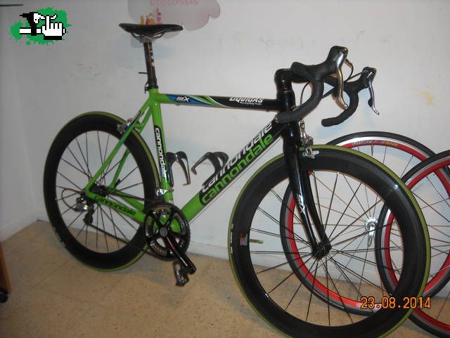 Bicicletas de ruta y pista Cannondale replica liquid-gas