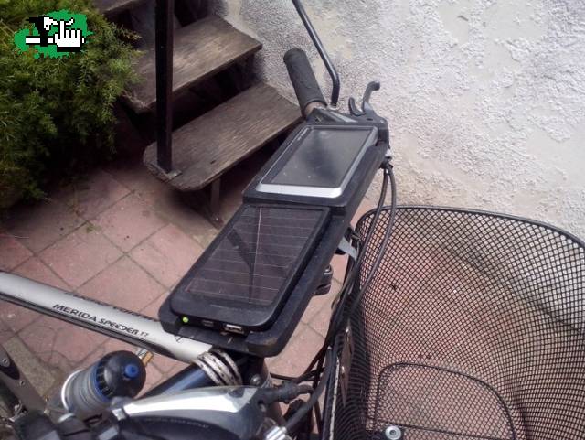 pantalla solar y gps