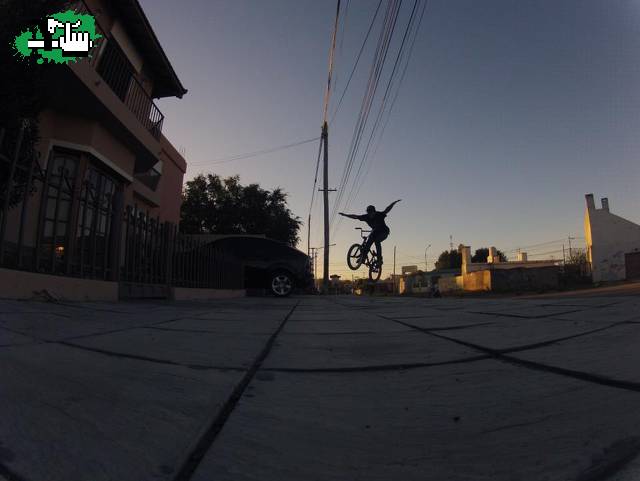 No hander suicide